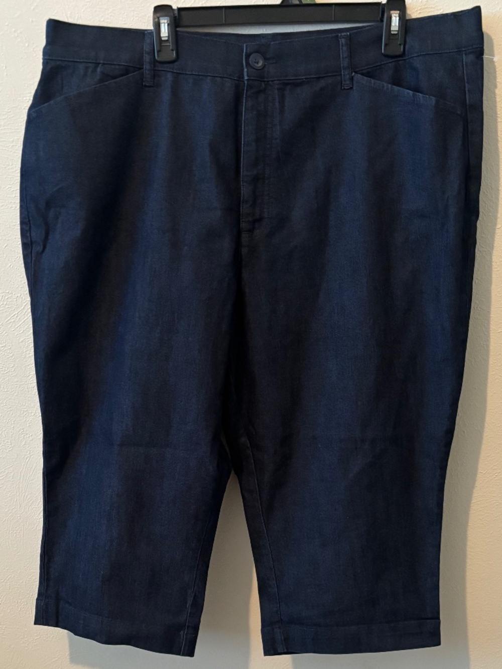 St. John's Bay Dark Blue Jean Capri - Size 18